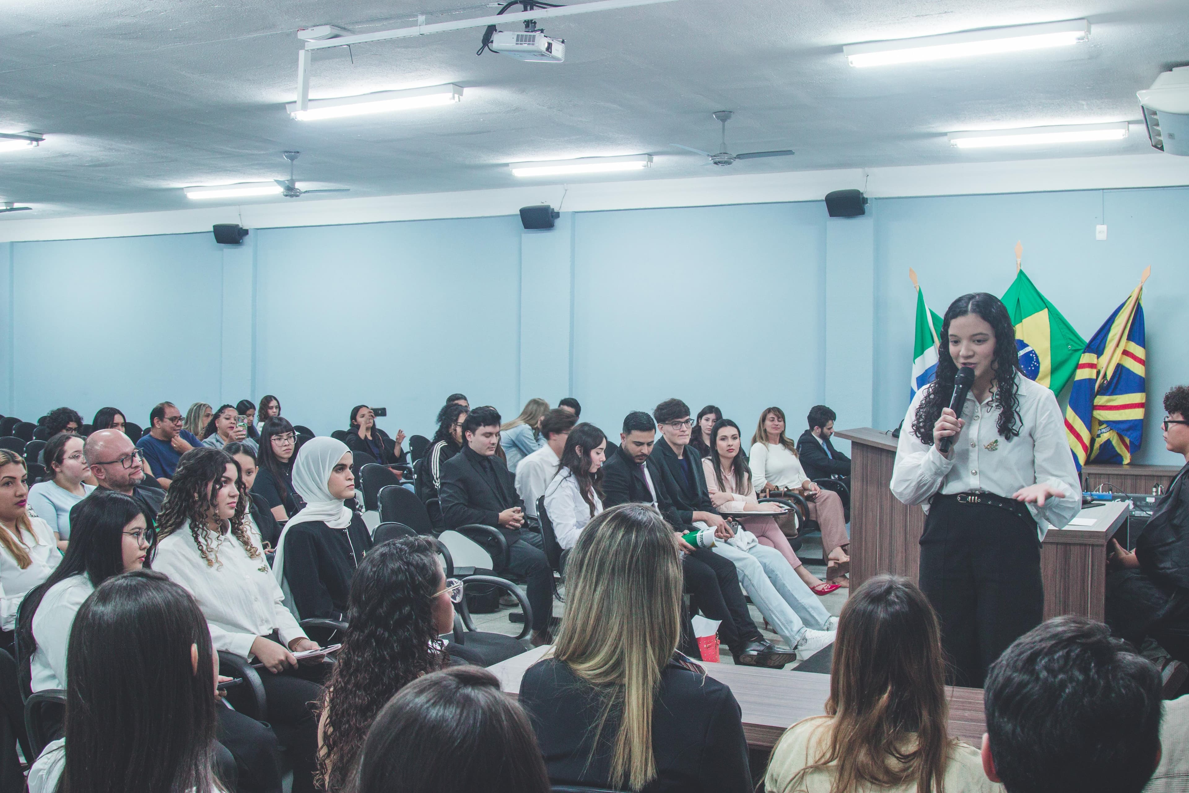 Excelência do Direito da UNIGRAN Capital se consolida com aprovação na OAB antes da formação