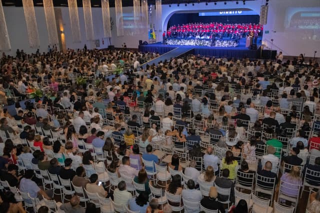 Mercado de trabalho recebe novos profissionais formados pela UNIGRAN